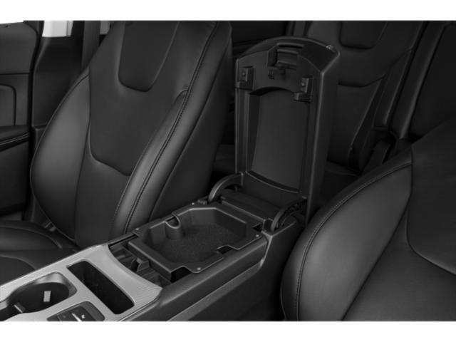 used 2022 Ford Edge car