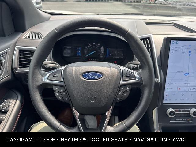 used 2022 Ford Edge car, priced at $29,995