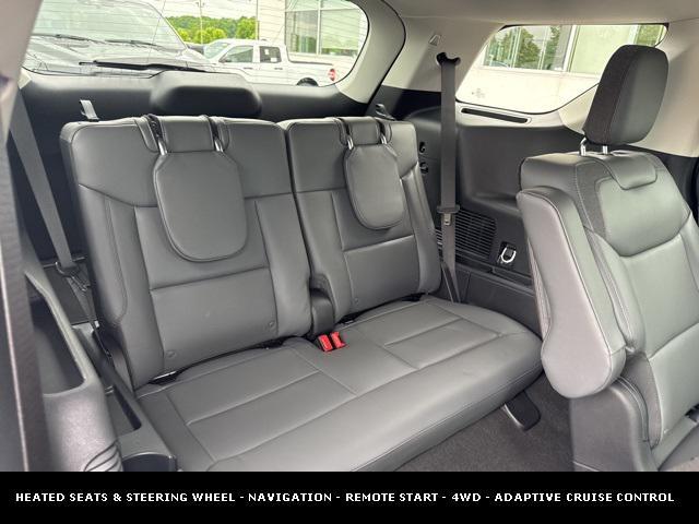 new 2025 Ford Explorer car, priced at $48,680