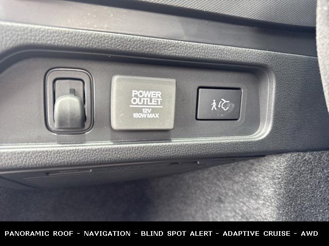 used 2023 Acura MDX car, priced at $43,995