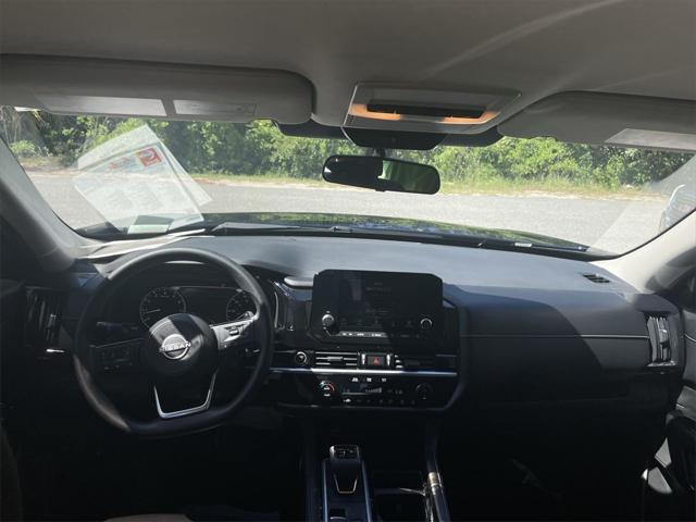 used 2022 Nissan Pathfinder car, priced at $24,255
