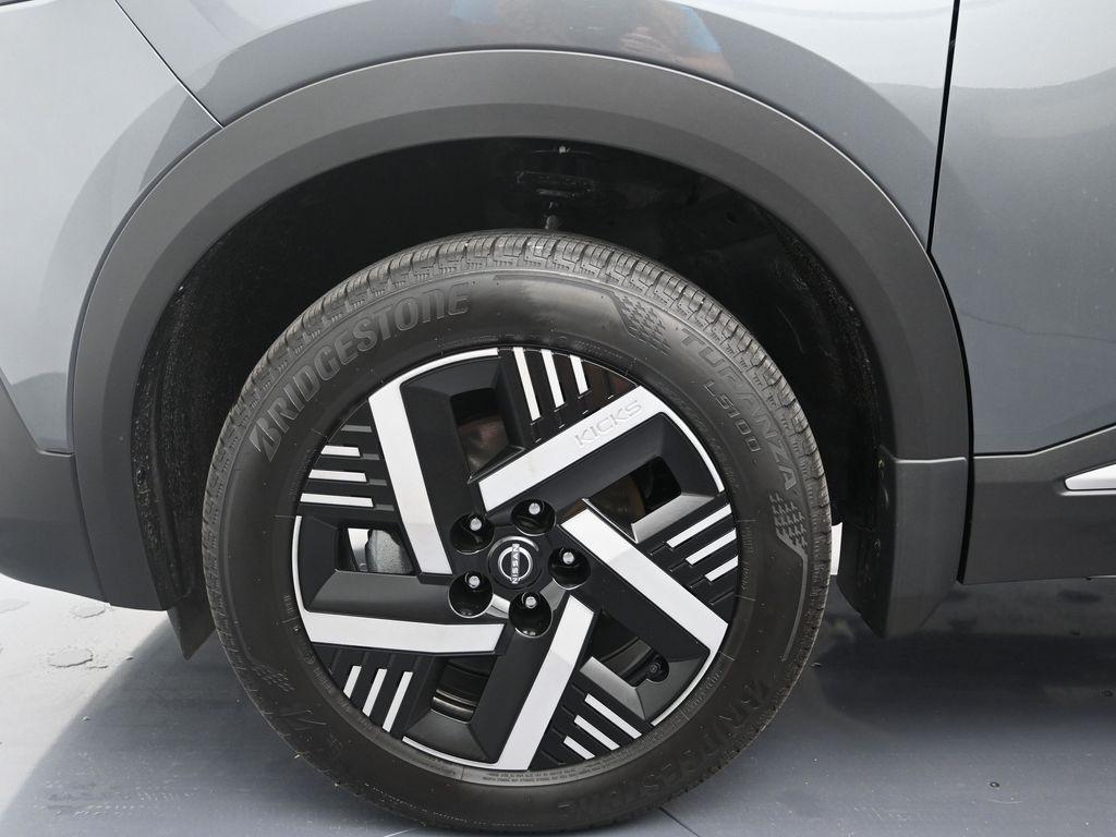 new 2026 Nissan Kicks car, priced at $25,669