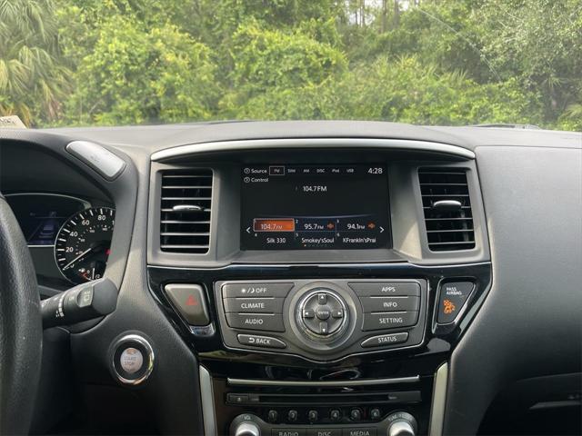 used 2020 Nissan Pathfinder car, priced at $18,995