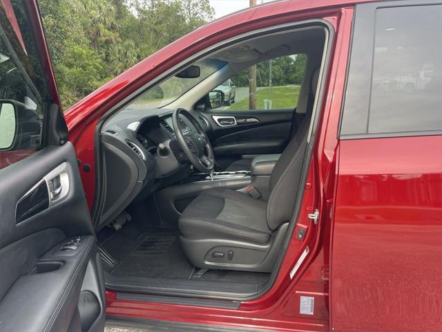 used 2020 Nissan Pathfinder car, priced at $18,995
