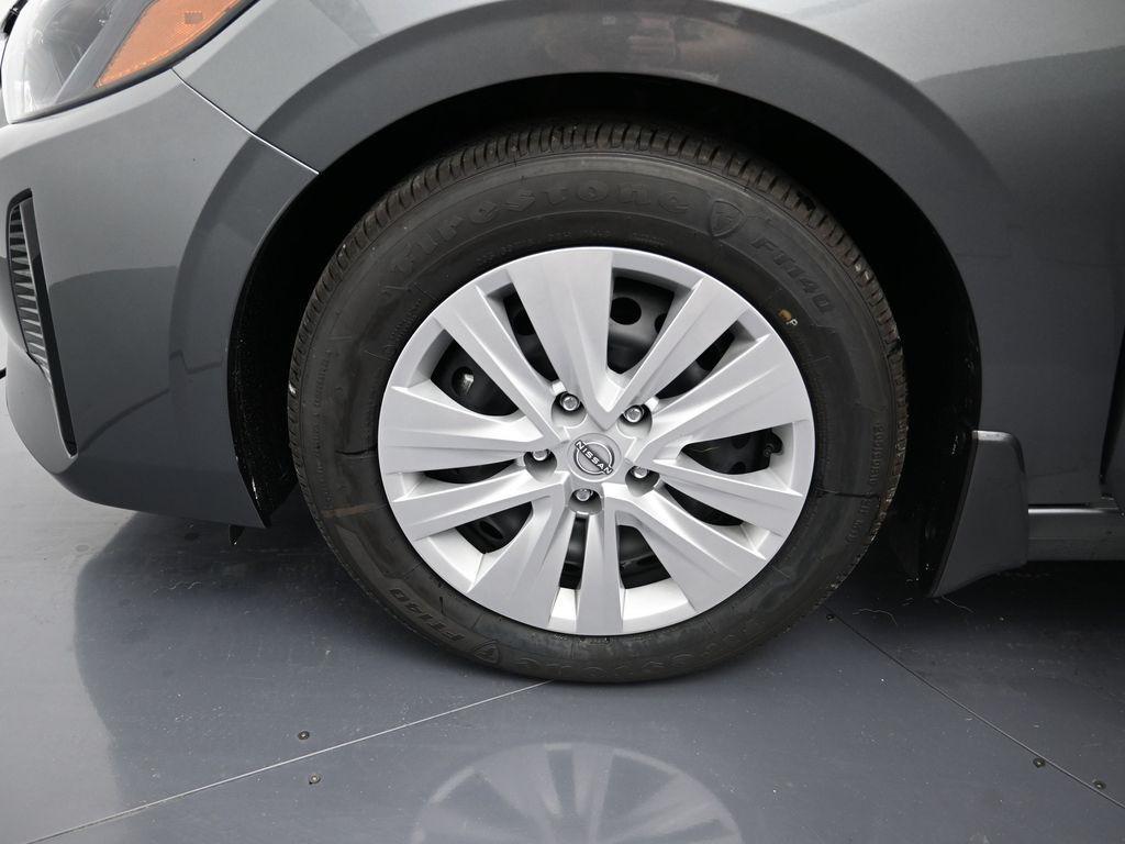 new 2025 Nissan Sentra car, priced at $22,551