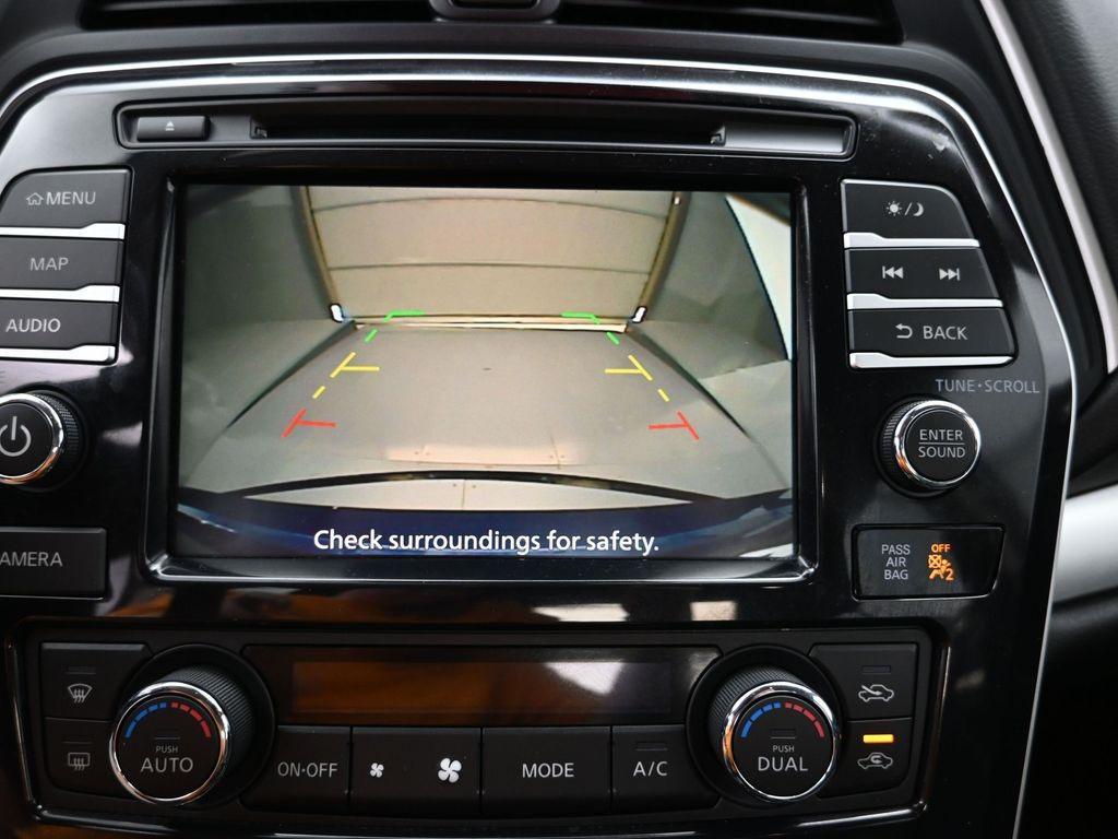 used 2023 Nissan Maxima car, priced at $22,922