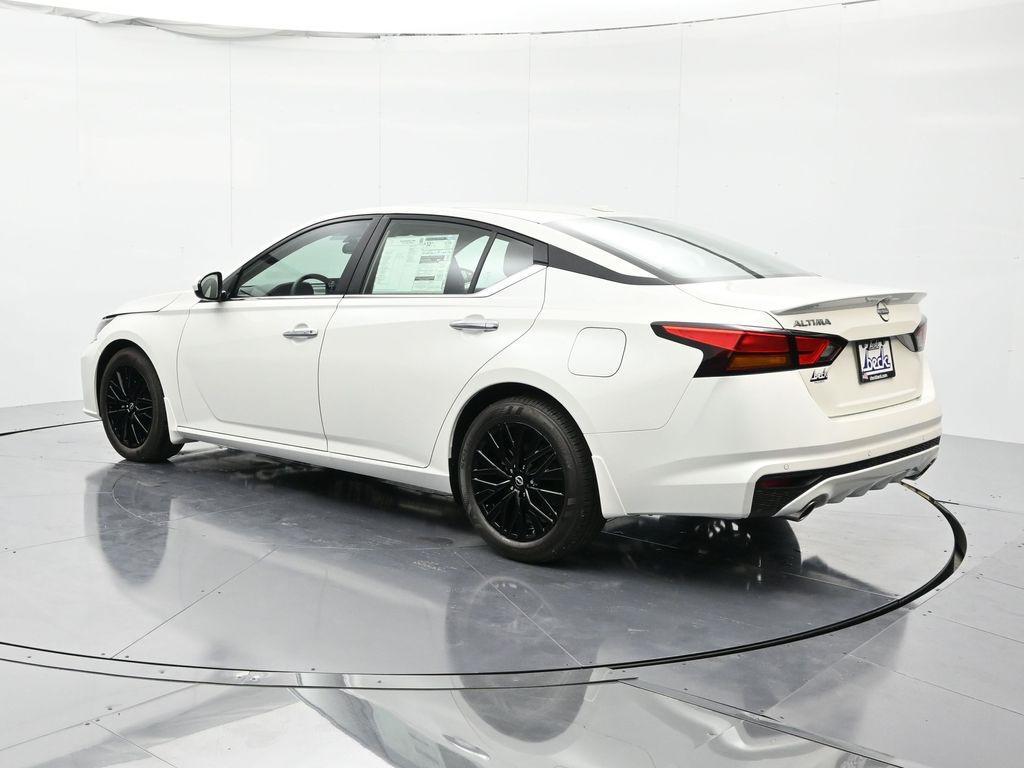 new 2025 Nissan Altima car, priced at $29,356