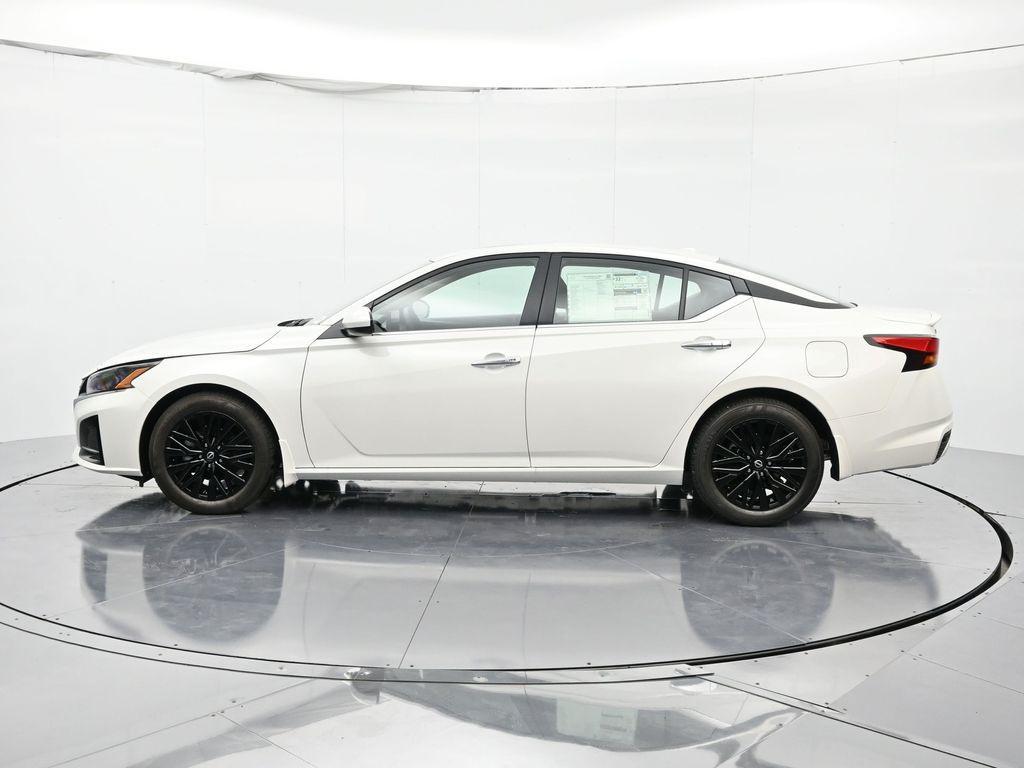 new 2025 Nissan Altima car, priced at $29,356