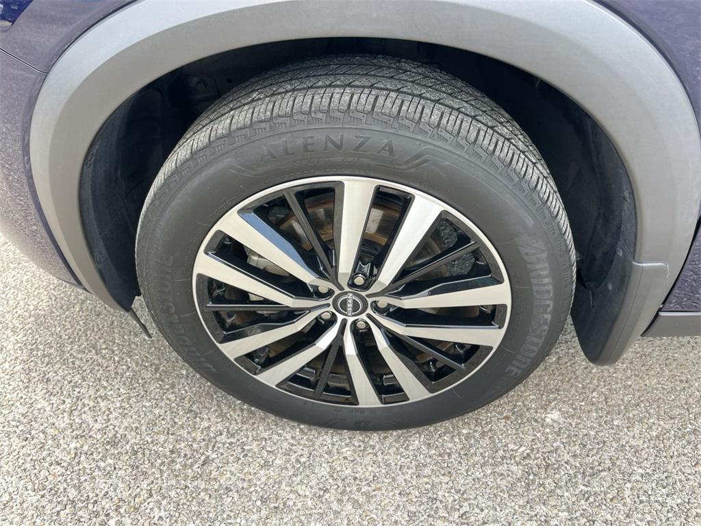 used 2024 Nissan Pathfinder car, priced at $41,213