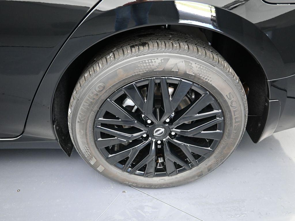 new 2025 Nissan Altima car, priced at $28,950