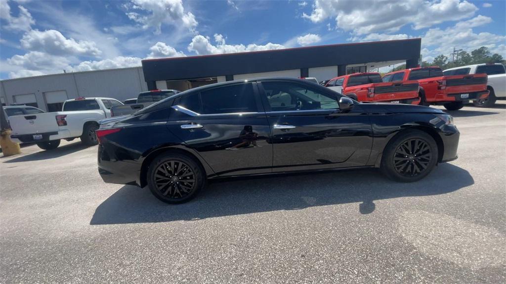 new 2025 Nissan Altima car, priced at $28,950