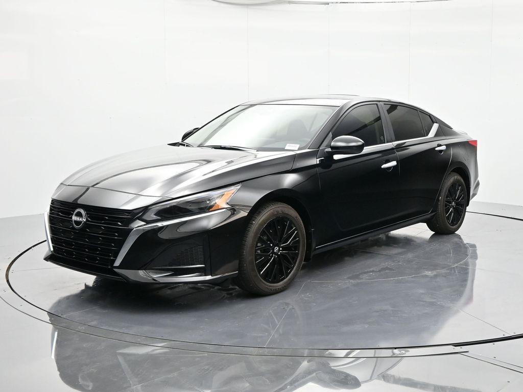 new 2025 Nissan Altima car, priced at $28,950