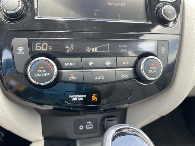 used 2022 Nissan Rogue Sport car, priced at $22,995