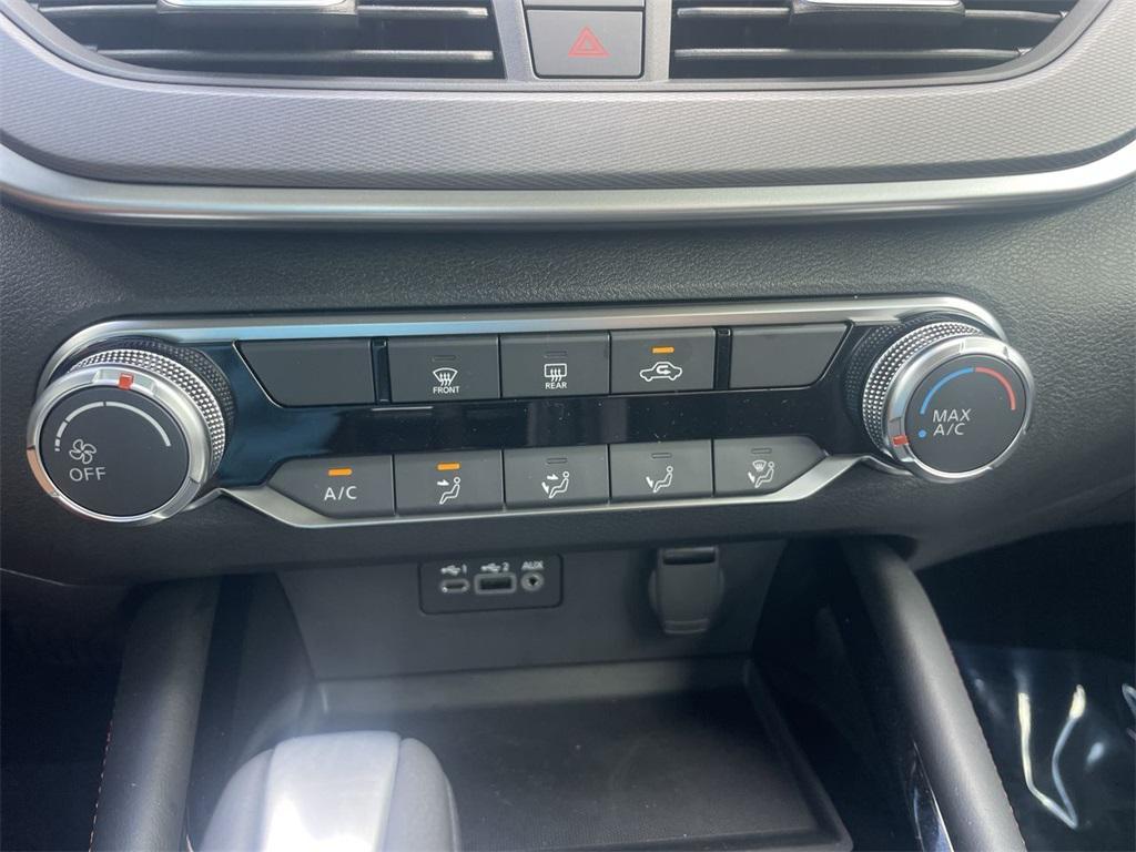 new 2025 Nissan Altima car, priced at $29,895