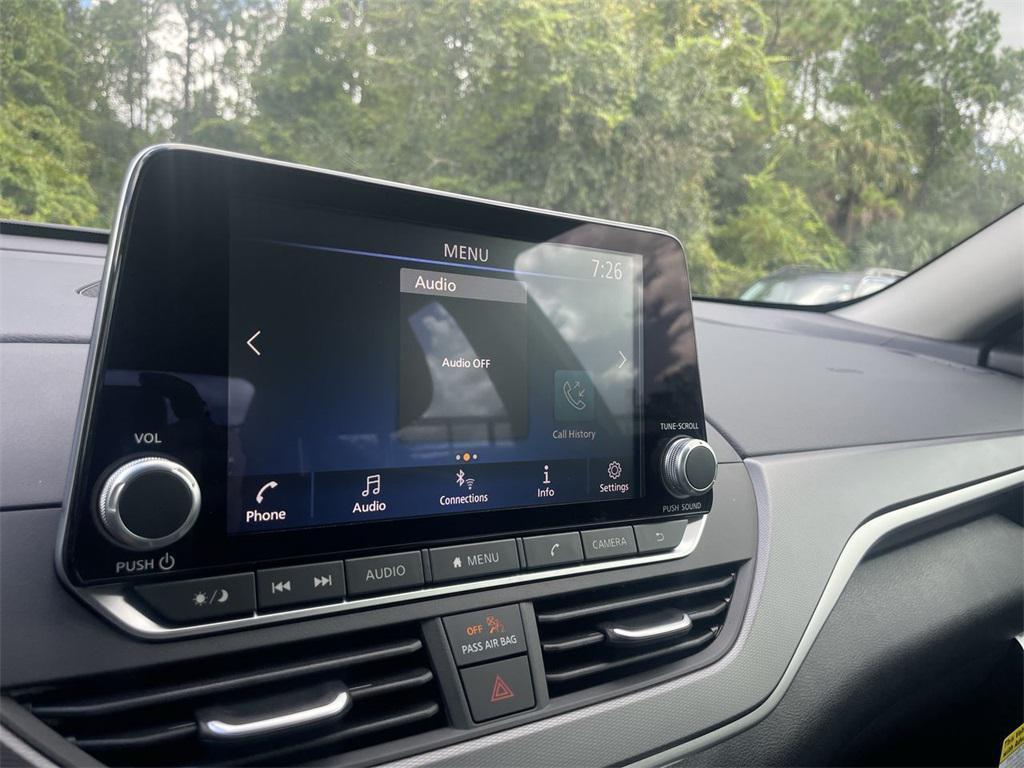new 2025 Nissan Altima car, priced at $29,895