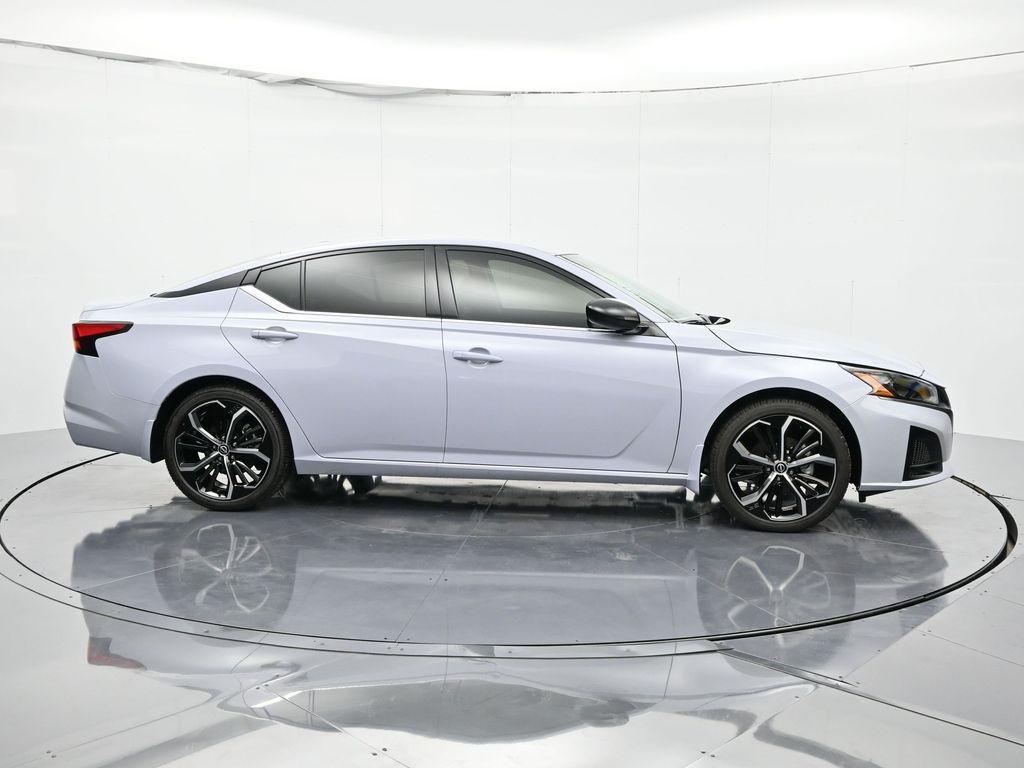 new 2025 Nissan Altima car, priced at $29,895