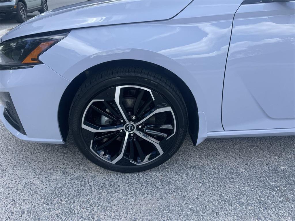 new 2025 Nissan Altima car, priced at $29,895
