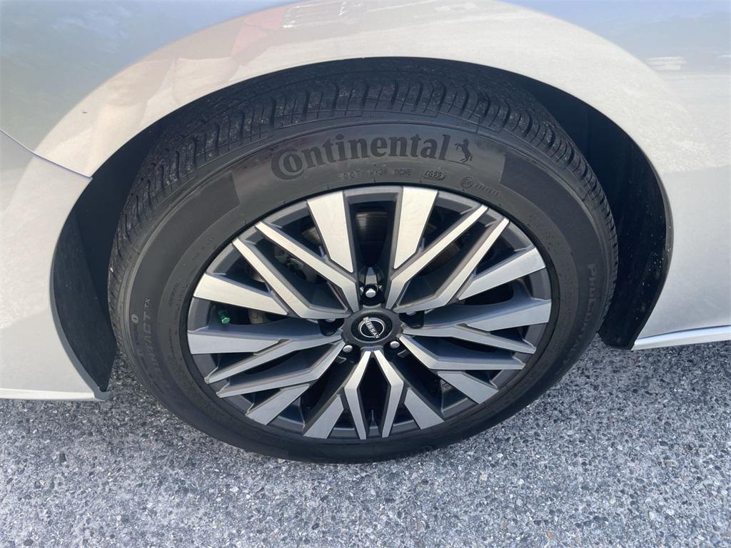 used 2023 Nissan Altima car, priced at $20,895