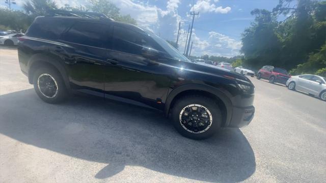 new 2025 Nissan Pathfinder car, priced at $46,505