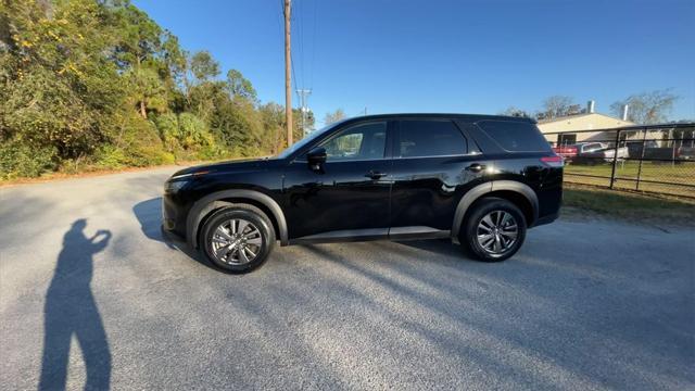 used 2022 Nissan Pathfinder car, priced at $25,715