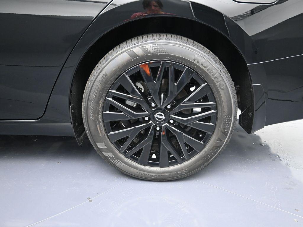 new 2025 Nissan Altima car, priced at $28,950
