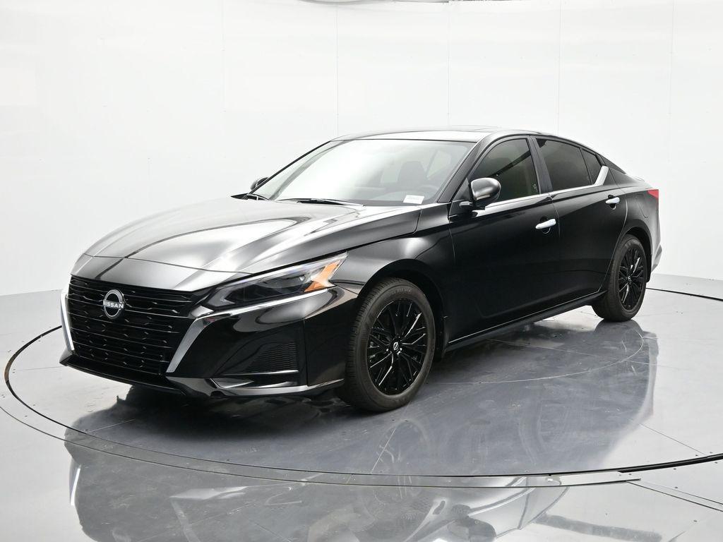 new 2025 Nissan Altima car, priced at $28,950