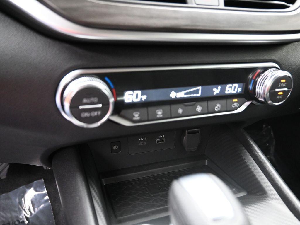 new 2025 Nissan Altima car, priced at $28,950