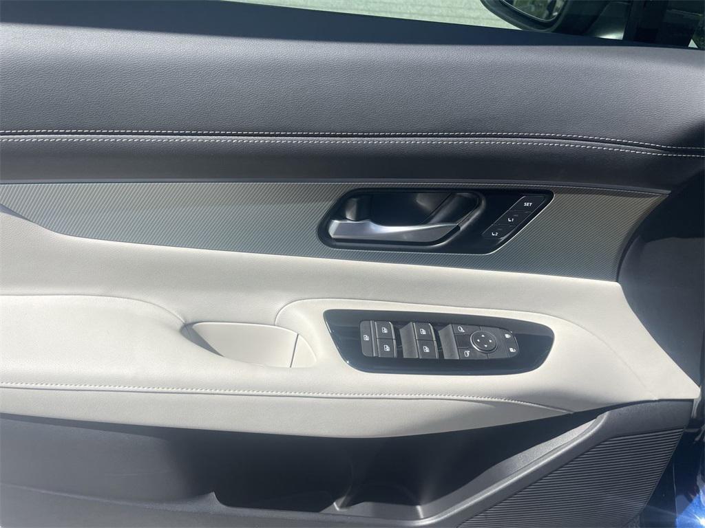 new 2025 Nissan Murano car, priced at $47,732
