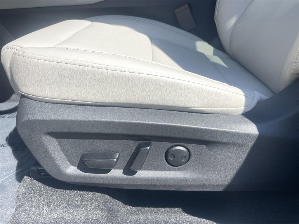 new 2025 Nissan Murano car, priced at $47,732