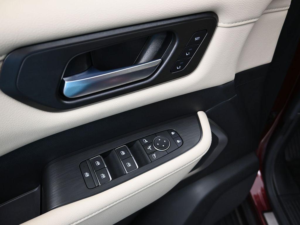 new 2025 Nissan Armada car, priced at $82,320