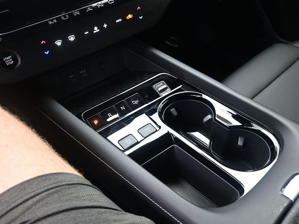 new 2025 Nissan Murano car, priced at $40,617