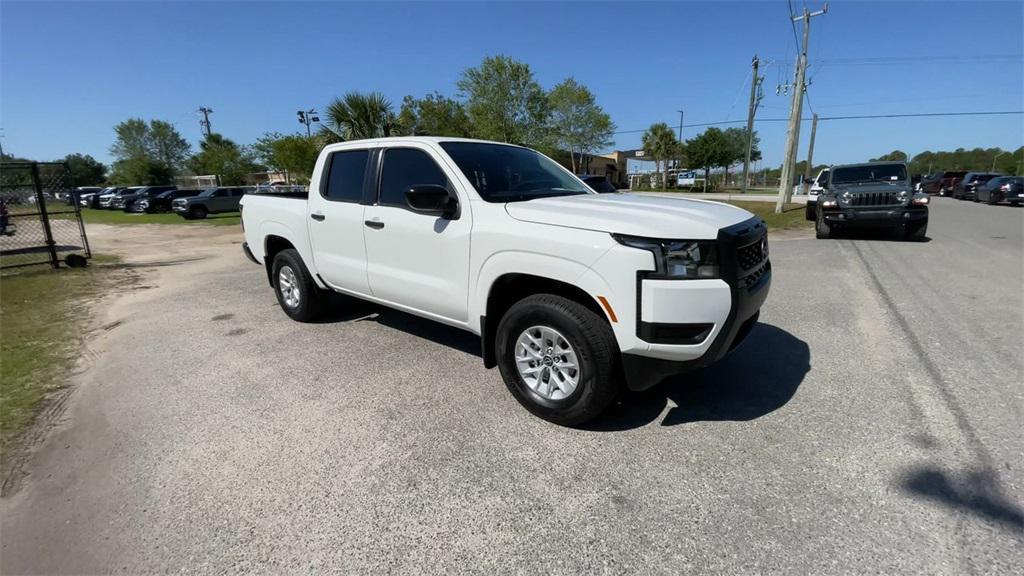new 2025 Nissan Frontier car, priced at $38,175