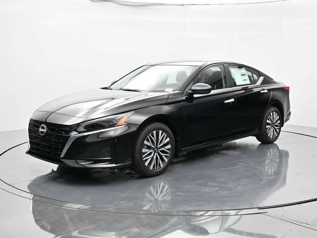 new 2025 Nissan Altima car, priced at $27,964
