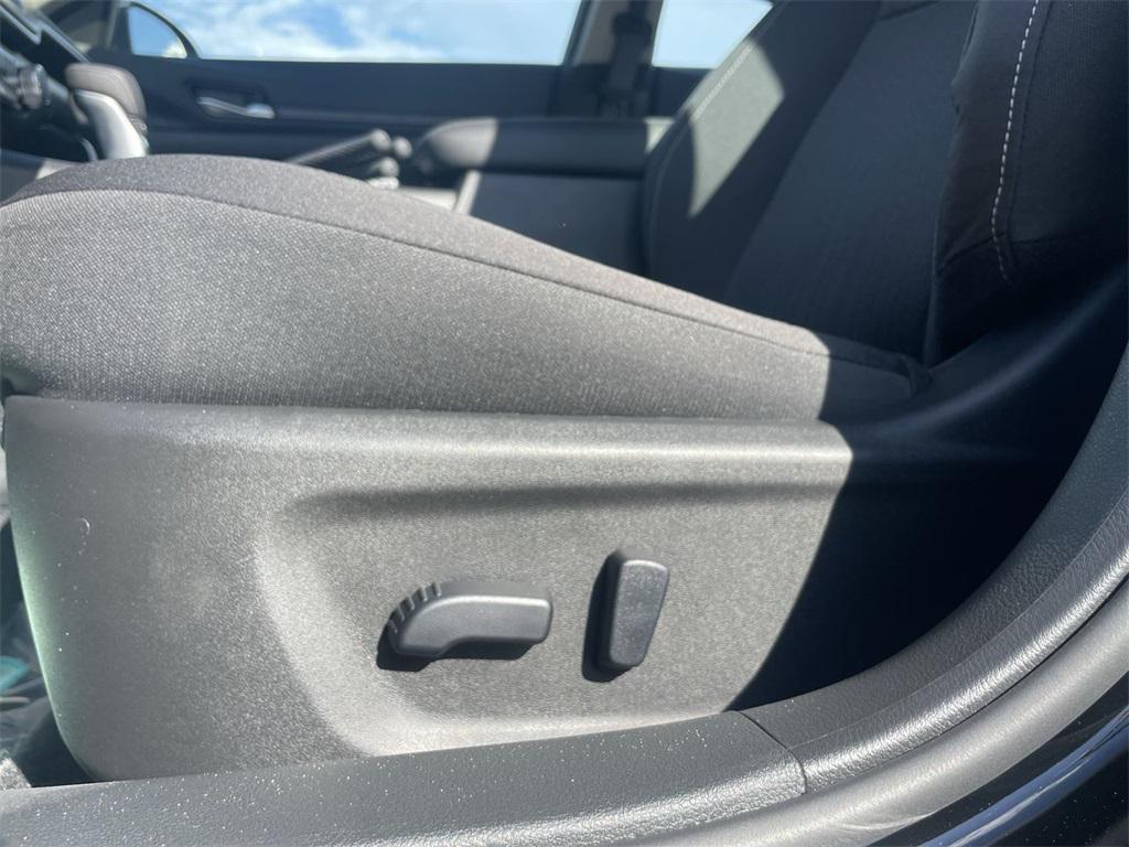 new 2025 Nissan Altima car, priced at $27,964