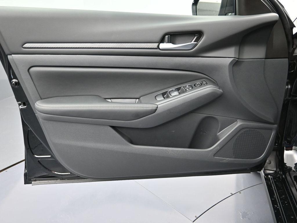 new 2025 Nissan Altima car, priced at $27,964