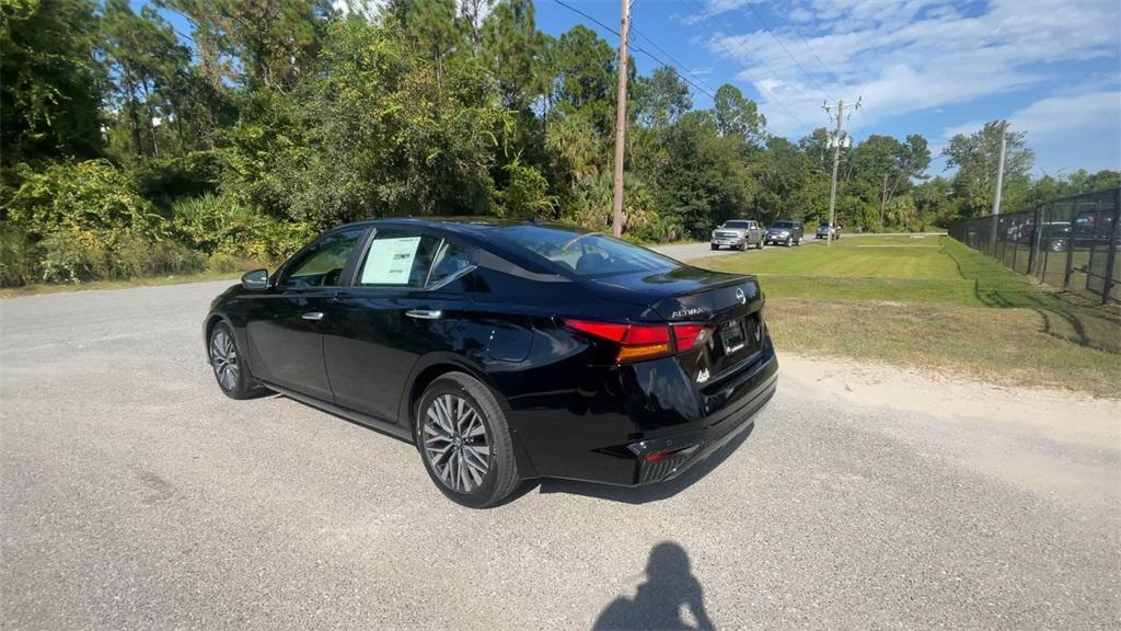 new 2025 Nissan Altima car, priced at $27,964