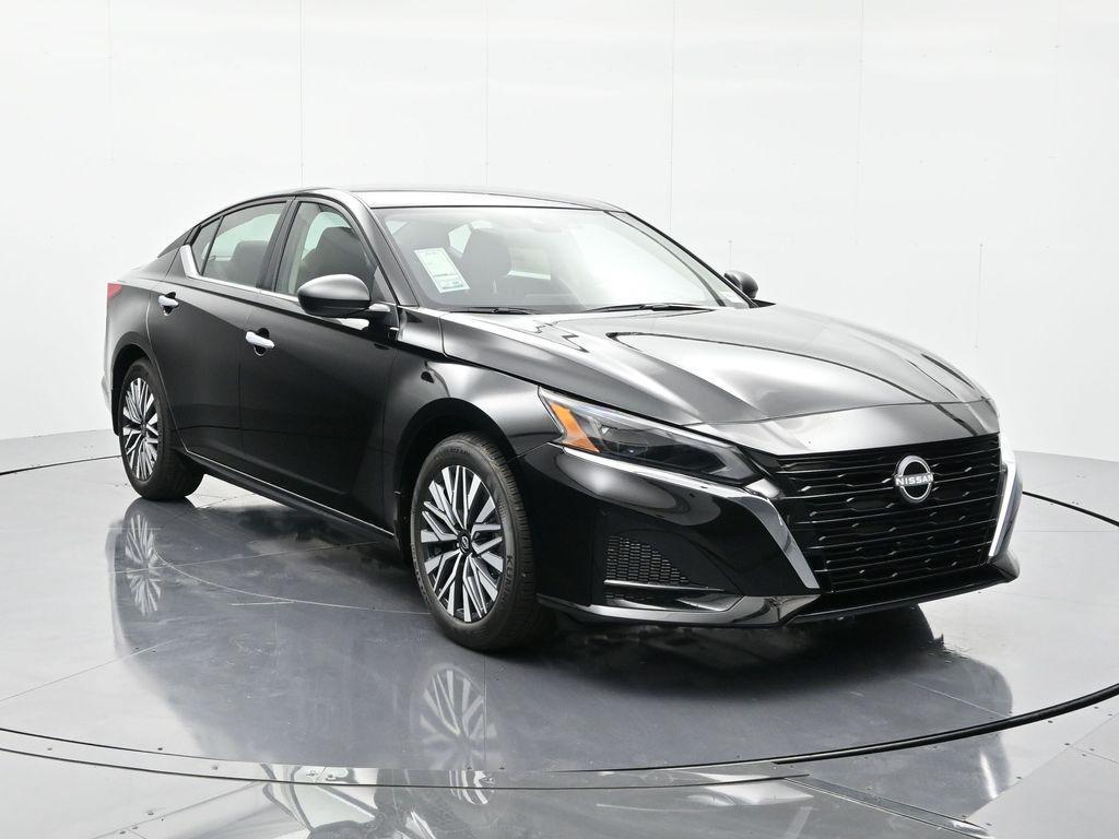 new 2025 Nissan Altima car, priced at $27,964