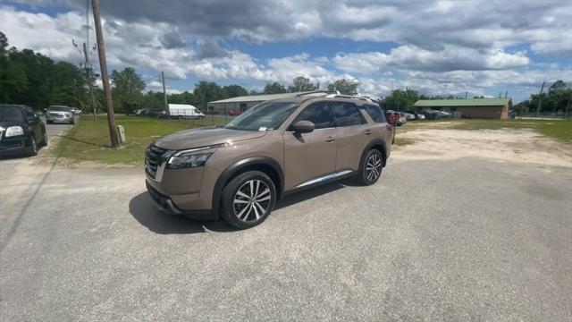 new 2024 Nissan Pathfinder car, priced at $52,775