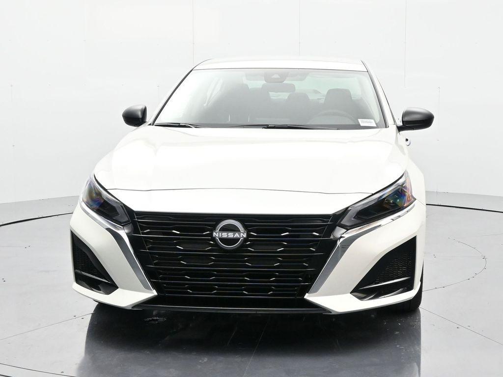 new 2025 Nissan Altima car, priced at $28,370