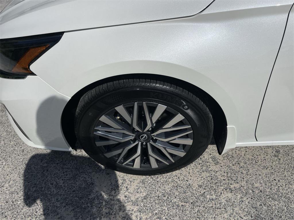 new 2025 Nissan Altima car, priced at $28,370