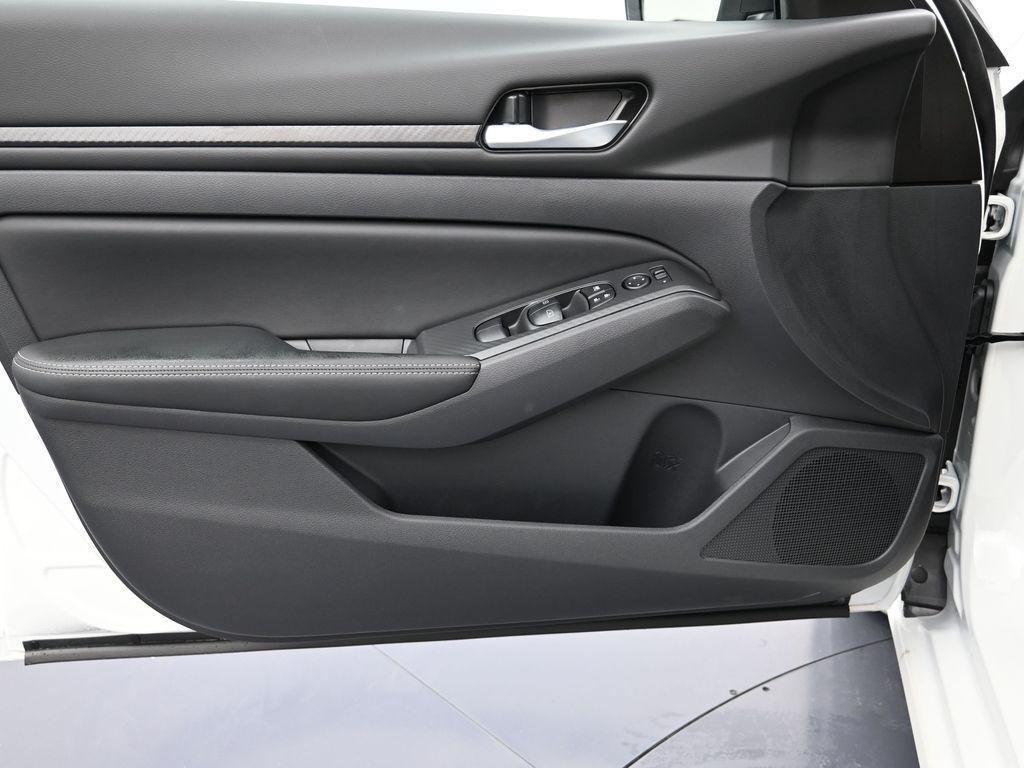 new 2025 Nissan Altima car, priced at $28,370