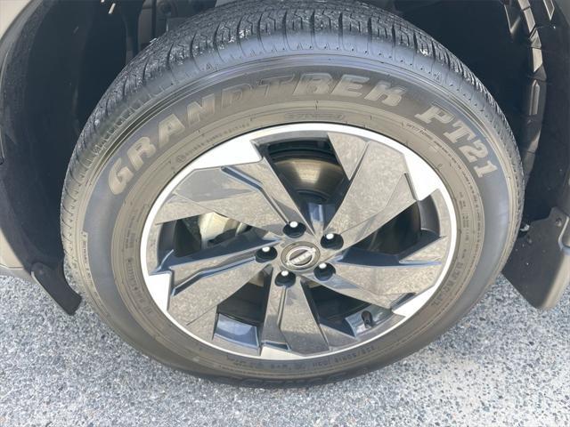 used 2024 Nissan Rogue car, priced at $28,995
