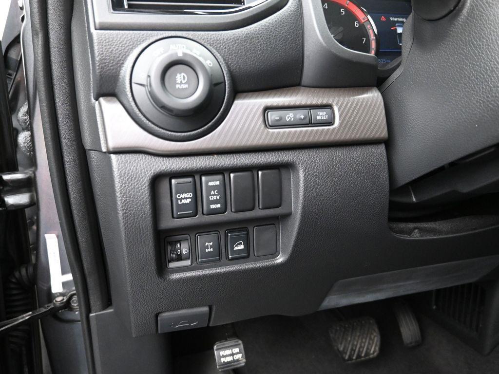 used 2024 Nissan Titan car, priced at $46,550