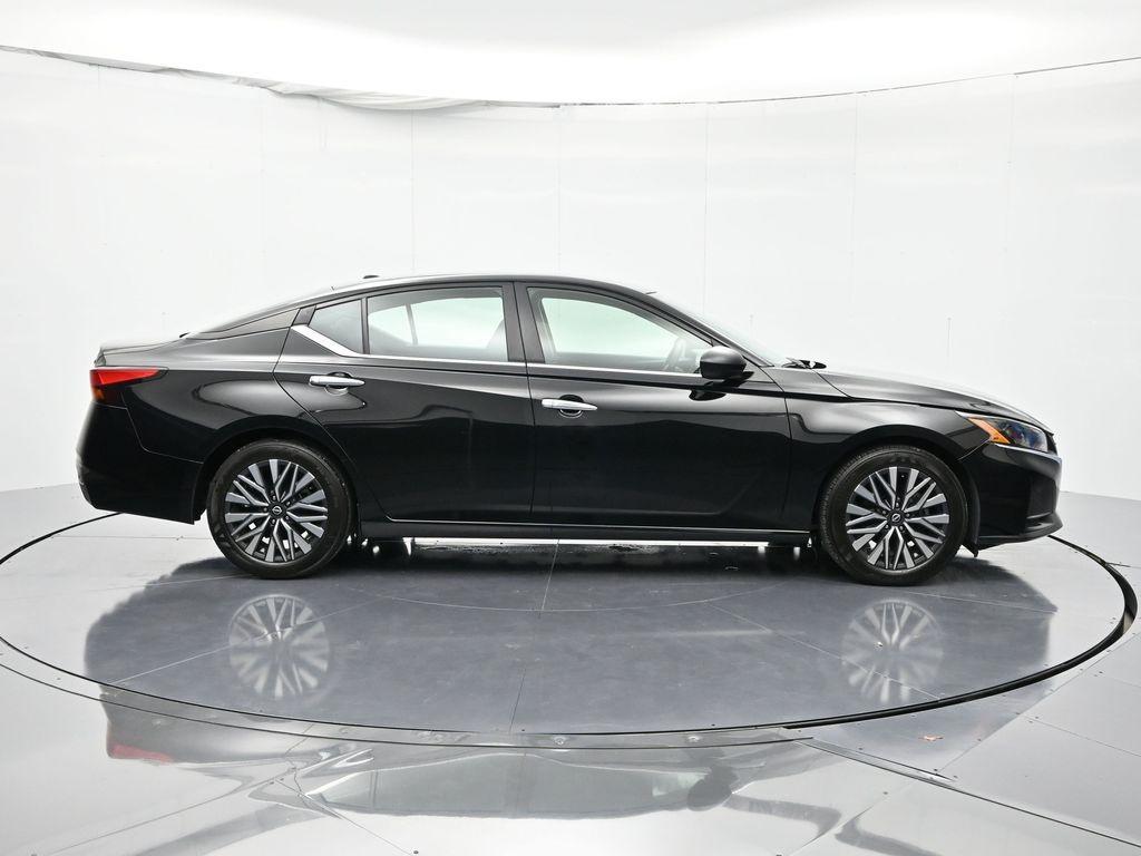 used 2024 Nissan Altima car, priced at $21,995