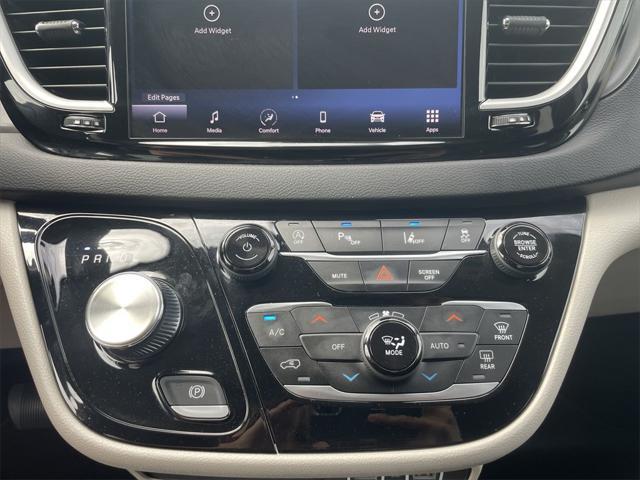 used 2023 Chrysler Pacifica car, priced at $23,995