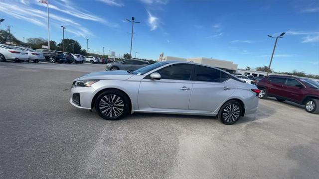 new 2024 Nissan Altima car, priced at $31,700