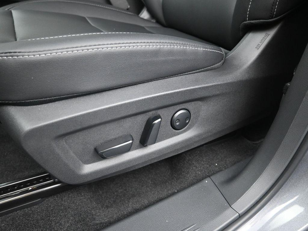 new 2025 Nissan Murano car, priced at $47,003