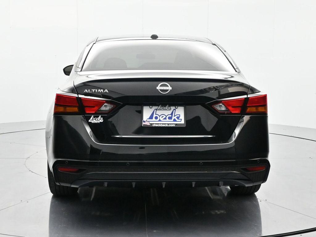 new 2025 Nissan Altima car, priced at $27,580
