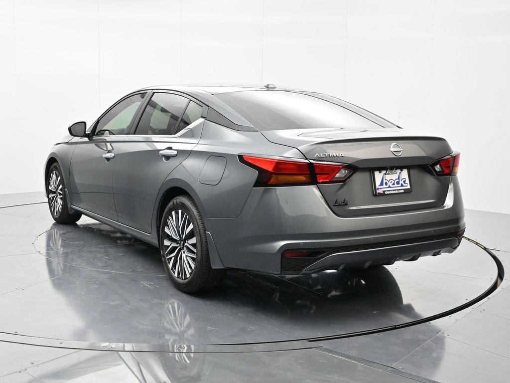 new 2025 Nissan Altima car, priced at $27,964