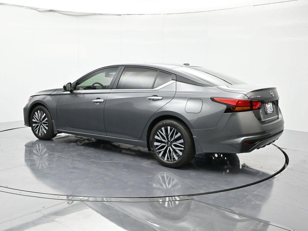 new 2025 Nissan Altima car, priced at $27,964